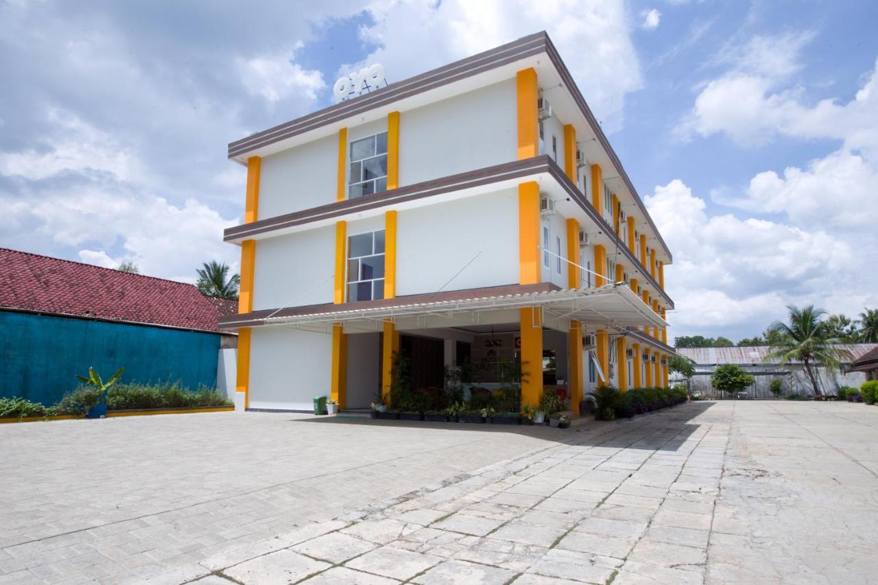 Oyo 3207 Hotel Gracia Bandar Lampung Exterior photo