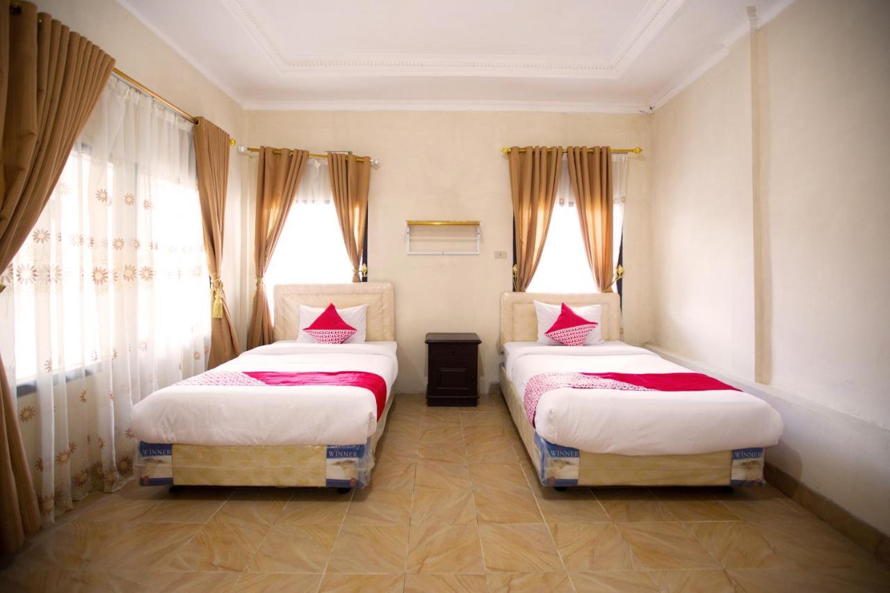 Oyo 3207 Hotel Gracia Bandar Lampung Exterior photo